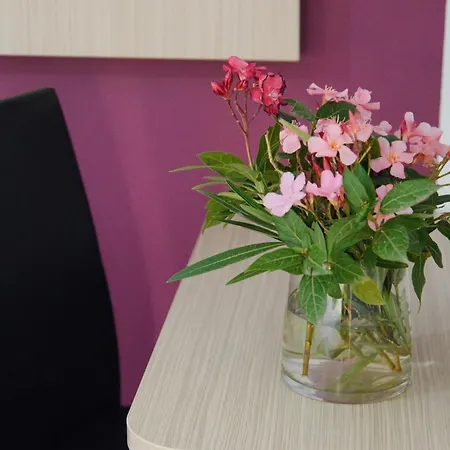 Martegale Restaurant Hotell 3*